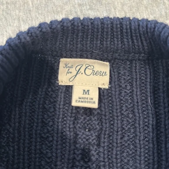 Men’s navy jcrew cable sweater size m - Picture 2 of 2